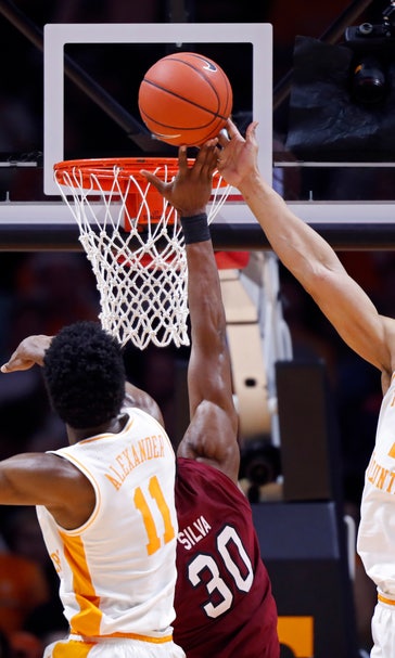No. 1 Vols beat South Carolina 85-73 for 19th straight win